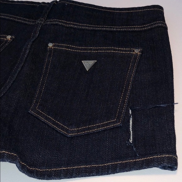 Guess Shorts - Picture 7 of 10